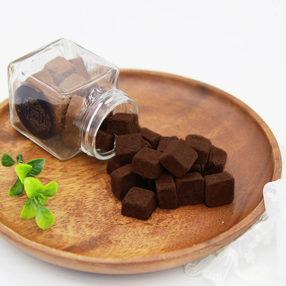 스푼홀릭 리카 한입 쏙 수제초콜릿 100g/유리병/케이스별매