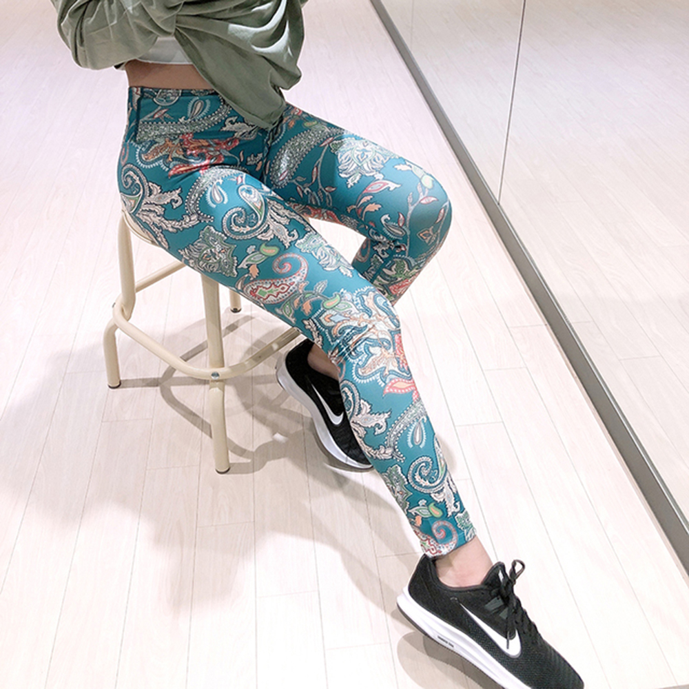 유니티 페이즐리 요가복 필라테스복 8부 팬츠 1000025886