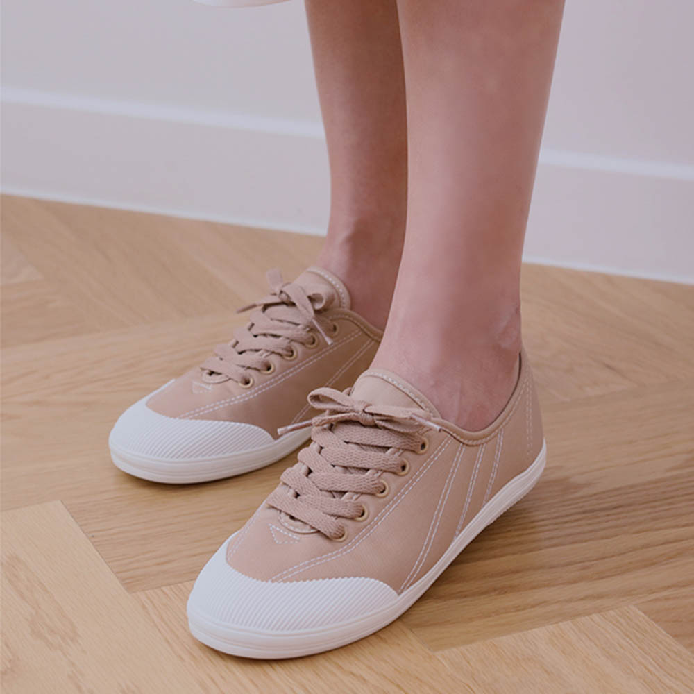 어바웃티 컴포데일스니커즈