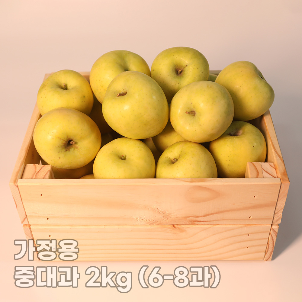 달콤하고 아삭한 가정용 시나노골드 사과 중대과 2kg (6-8과)