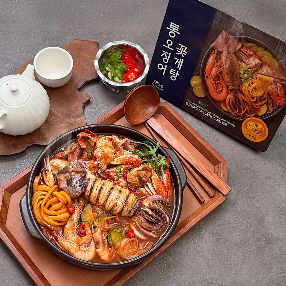 26년전통 귀빈정 통오징어 꽃게탕 2인분(780g) 1팩