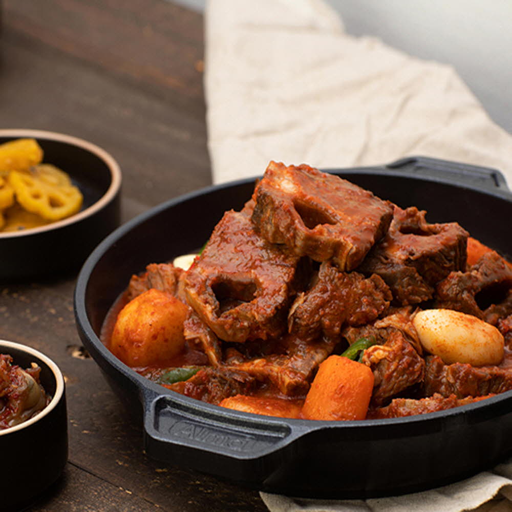 쿠커씨 매콤 순살 소 갈비찜 600g