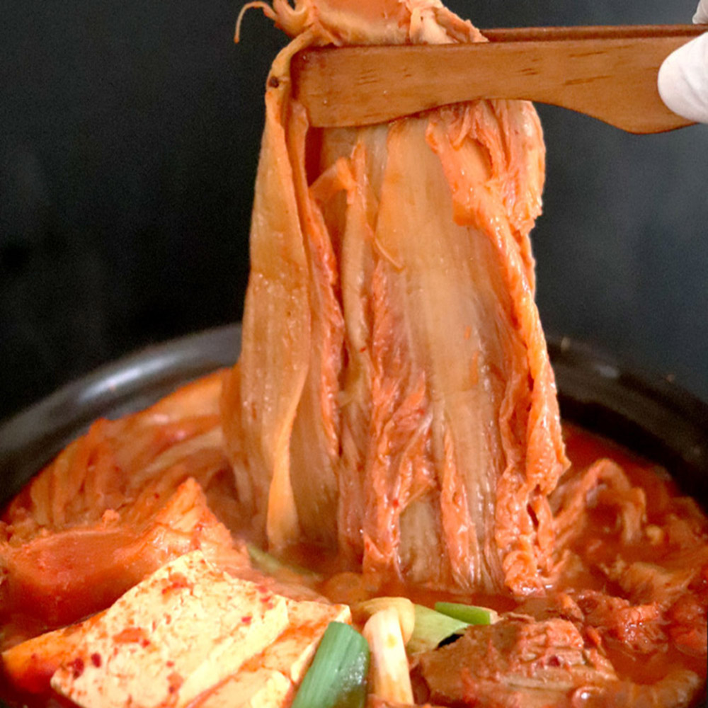26년전통맛집 국내산 묵은지 통돼지김치찜 1.5kg